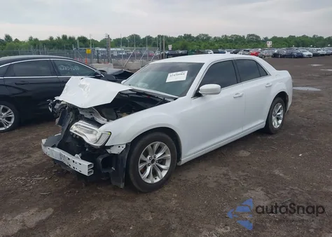 2015 Chrysler 300 Limited из США, поврежденный, VIN 2C3CCAAG8FH832796